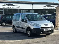 Usado Peugeot Partner Tepee 90 CV (66 kW) 2010 Gris / plata Monovolumen