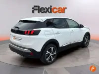 Usado Peugeot 3008 Allure 131 CV (96 kW) 2019 Blanco SUV