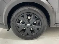 Usado Dacia Jogger Extreme 100 CV (73 kW) 2022 Negro Monovolumen
