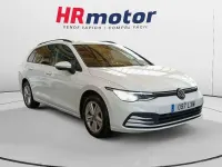 Usado VW Golf VIII Life 110 CV (80 kW) 2022 Blanco Familiar