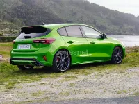 Usado Ford Focus ST 280 CV (205 kW) 2025 Verde Berlina