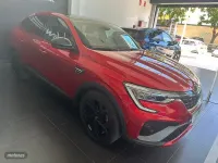 Usado Renault Arkana R.S. 140 CV (102 kW) 2022 Rojo SUV