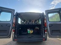 Usado Opel Vivaro 145 HP (106 kW) 2017 Cinzento Monovolume