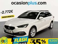 Usado Seat Leon ST Style 131 CV (96 kW) 2023 Blanco Familiar