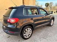 Usado VW Tiguan Sport 140 HP (102 kW) 2008 Preto SUV
