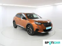 Usado Peugeot 2008 Allure 101 CV (74 kW) 2022 Naranja SUV