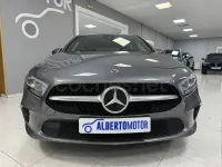 Usado Mercedes A180 116 CV (85 kW) 2022 Gris / plata Berlina