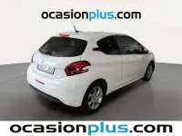 Usado Peugeot 208 Active 68 CV (50 kW) 2015 Blanco Utilitario