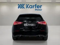 Usado Mercedes A180 116 CV (85 kW) 2019 Negro Berlina