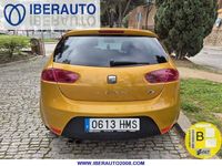 Käytetty Seat Leon FR 140 HP (102 kW) 2012 Keltainen Sedan