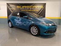 Usado Toyota Auris Active 116 CV (85 kW) 2016 Azul Berlina