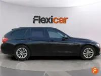 Usado BMW 318 150 CV (110 kW) 2018 Negro Familiar