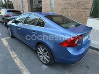 Usado Volvo S60 Momentum 115 CV (84 kW) 2014 Azul Berlina