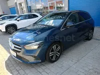 Usado Mercedes B200 150 CV (110 kW) 2022 Azul Utilitario