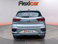 Usado MG ZS Luxury 106 CV (77 kW) 2024 Gris Berlina
