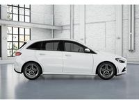 Usado Mercedes B180 AMG line 150 CV (110 kW) 2024 Blanco polar  pintura unicolor Monovolumen