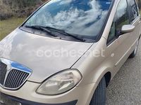 Usado Lancia Musa 90 CV (66 kW) 2007 Beige Monovolumen