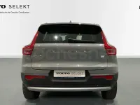 Usado Volvo XC40 Core 211 CV (155 kW) 2023 Gris / plata SUV