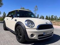 Usado Mini One D 90 CV (66 kW) 2010 Beige Utilitario