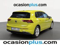 Usado VW Golf VIII Life 130 CV (95 kW) 2021 Amarillo Berlina