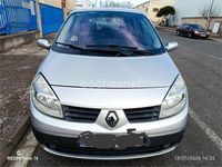 Usado Renault Scénic II Dynamique 105 CV (77 kW) 2006 Gris / plata Monovolumen