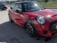 Usado Mini John Cooper Works 231 CV (169 kW) 2018 Rojo Utilitario