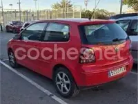 Usado VW Polo Advance 70 CV (51 kW) 2007 Rojo Utilitario