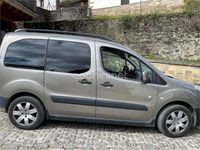 Usado Peugeot Partner Tepee Outdoor 120 CV (88 kW) 2016 Gris / plata Monovolumen
