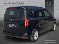 Usado Mercedes A180 116 CV (85 kW) 2022 Negro Monovolumen