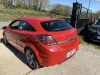 Usado Opel Astra GTC Sport 100 CV (73 kW) 2006 Rojo Berlina