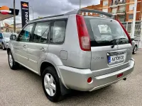 Usado Nissan X-Trail 136 CV (100 kW) 2005 Gris / plata SUV