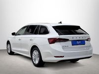 Usado Skoda Octavia Ambition 150 CV (110 kW) 2024 Blanco Familiar