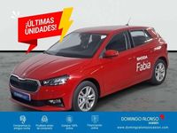 Usado Skoda Fabia Selection 95 CV (69 kW) 2025 Rojo Utilitario
