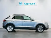 Usado VW T-Roc Life 150 CV (110 kW) 2024 Gris SUV