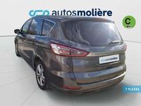 Usado Ford S-MAX Titanium 150 CV (110 kW) 2018 Gris Monovolumen