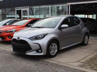 Usado Mazda 2 Center-Line 116 CV (85 kW) 2023 Gris Berlina