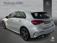 Usado Mercedes A200 AMG line 150 CV (110 kW) 2025 Plata hightech Berlina