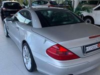 Usado Mercedes SL500 306 CV (225 kW) 2002 Gris Coupe