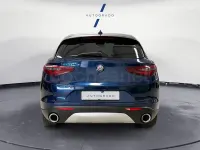 Usado Alfa Romeo Stelvio 280 CV (205 kW) 2017 Azul SUV