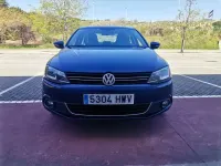 Usado VW Jetta Sport 105 CV (77 kW) 2014 Azul Berlina