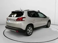 Usado Peugeot 2008 Style 82 CV (60 kW) 2018 Gris SUV