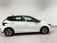 Usado Hyundai i20 100 CV (73 kW) 2022 Blanco Berlina