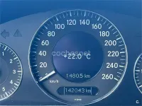 Usado Mercedes CLK240 Avantgarde 170 CV (125 kW) 2004 Azul Descapotable