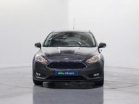 Usado Ford Focus Trend+ 120 CV (88 kW) 2017 Gris / plata Familiar