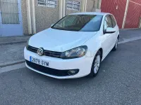Usado VW Golf VI 105 CV (77 kW) 2011 Blanco Berlina