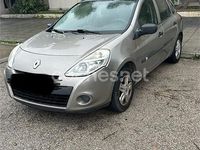 Usado Renault Clio GrandTour Authentique 68 CV (50 kW) 2010 Marrón Familiar
