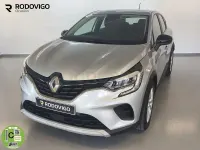 Usado Renault Captur Equilibre 90 CV (66 kW) 2023 Gris / plata SUV