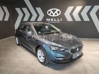 Usado Seat Leon Style 116 CV (85 kW) 2021 Gris / plata Berlina