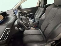 Usado Peugeot 3008 Active 131 CV (96 kW) 2020 Granate SUV