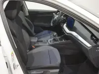 Nuevo Skoda Octavia Selection 116 CV (85 kW) 2026 Blanco Berlina